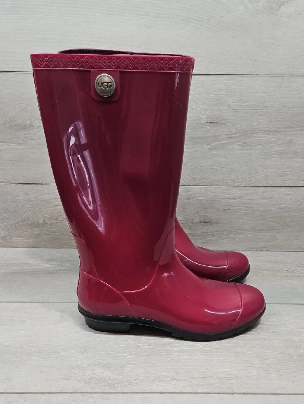 UGG Women's Glossy Raspberry Rain Boots